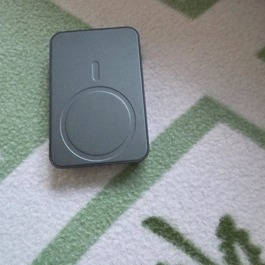 דשבורד עם CarPlay והמתאם מחובר