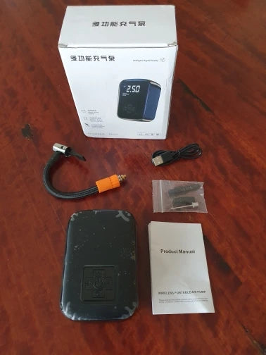 דשבורד עם CarPlay והמתאם מחובר