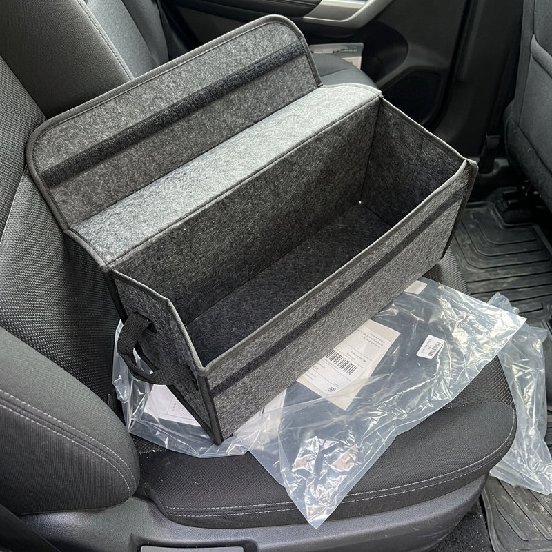 דשבורד עם CarPlay והמתאם מחובר