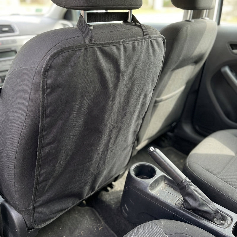 דשבורד עם CarPlay והמתאם מחובר